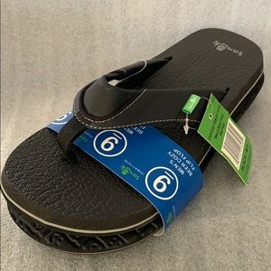 Sanuk beer cozy flip flops